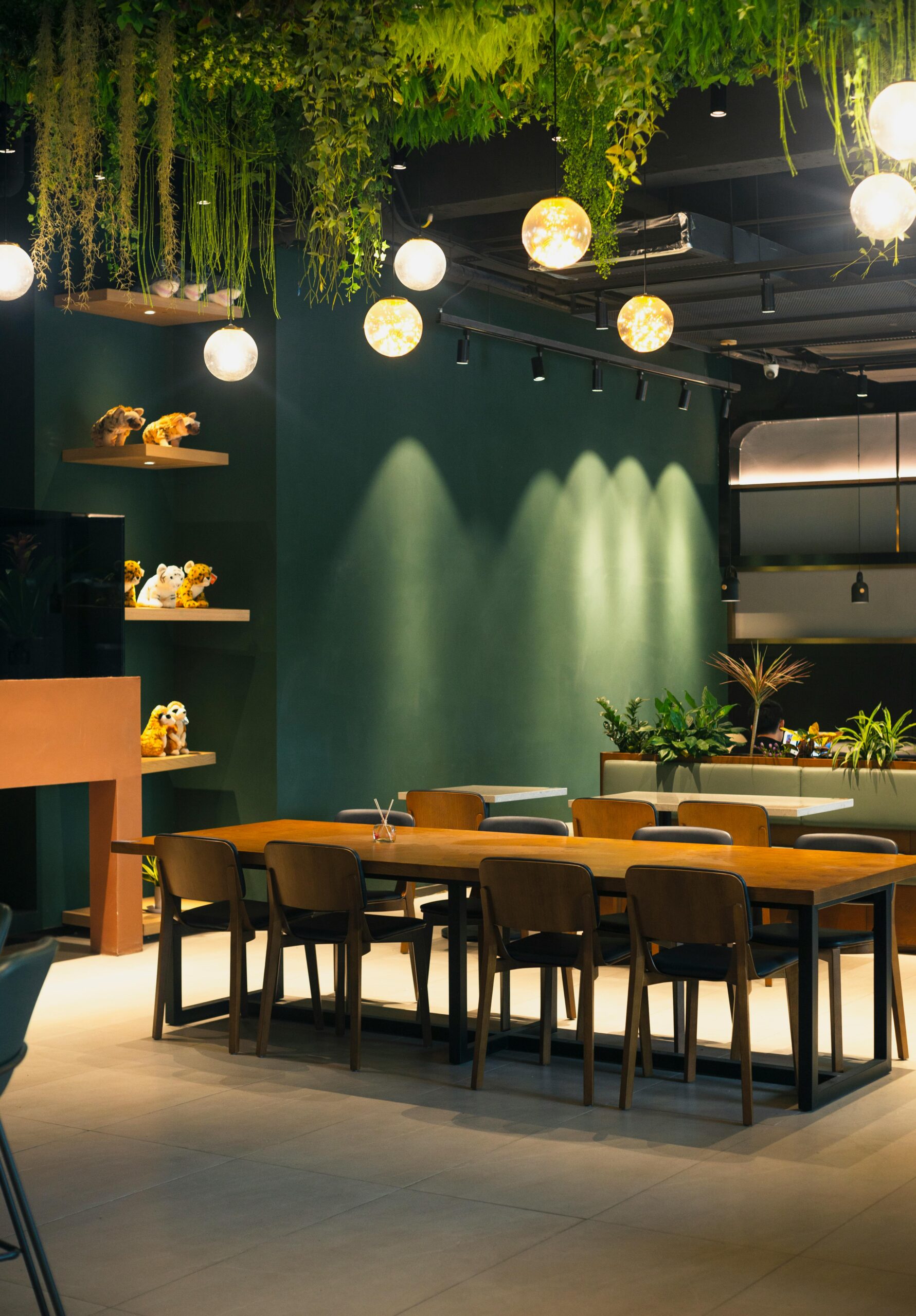 pexels-sharrrrrk-12610912